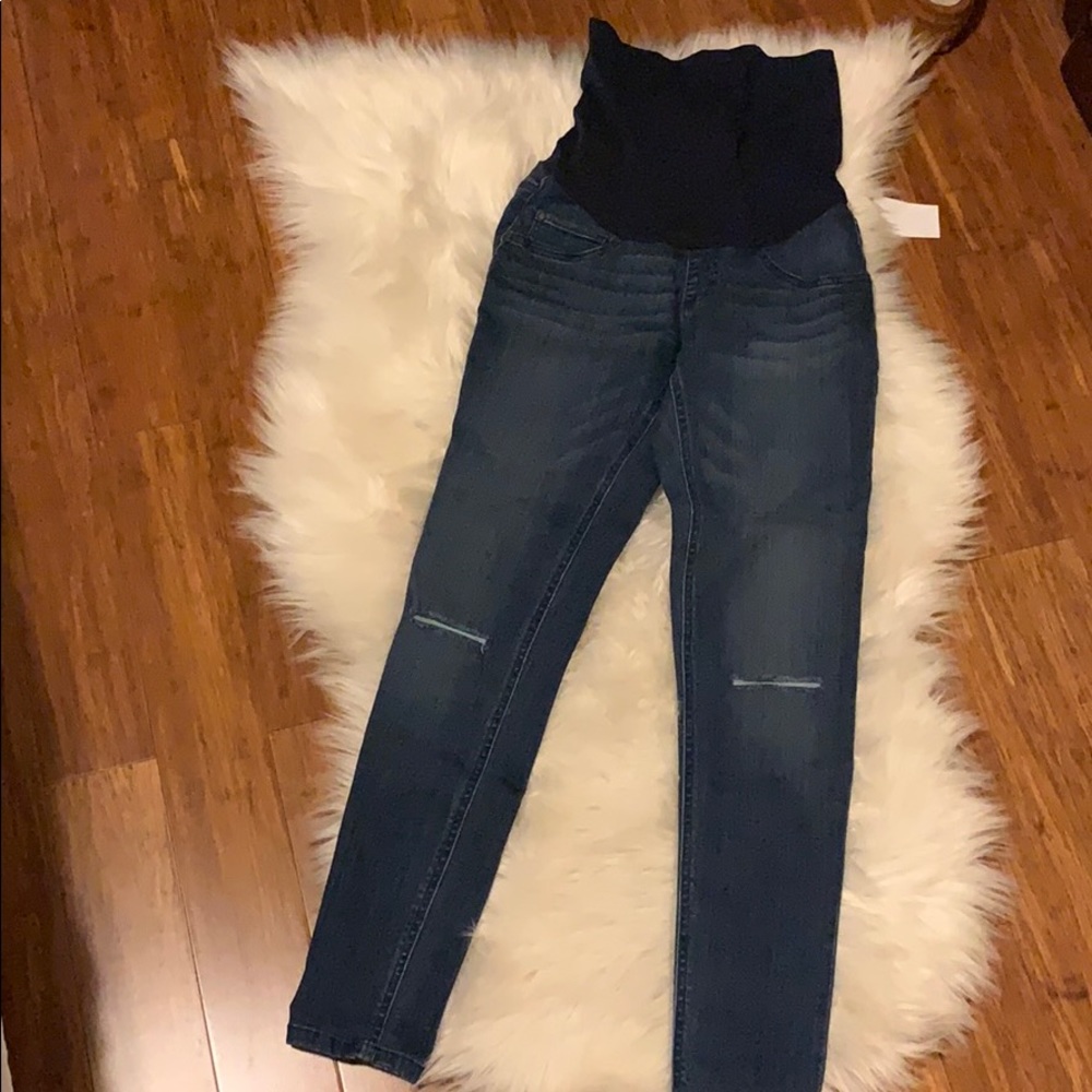 Maternity jeans new with tag
